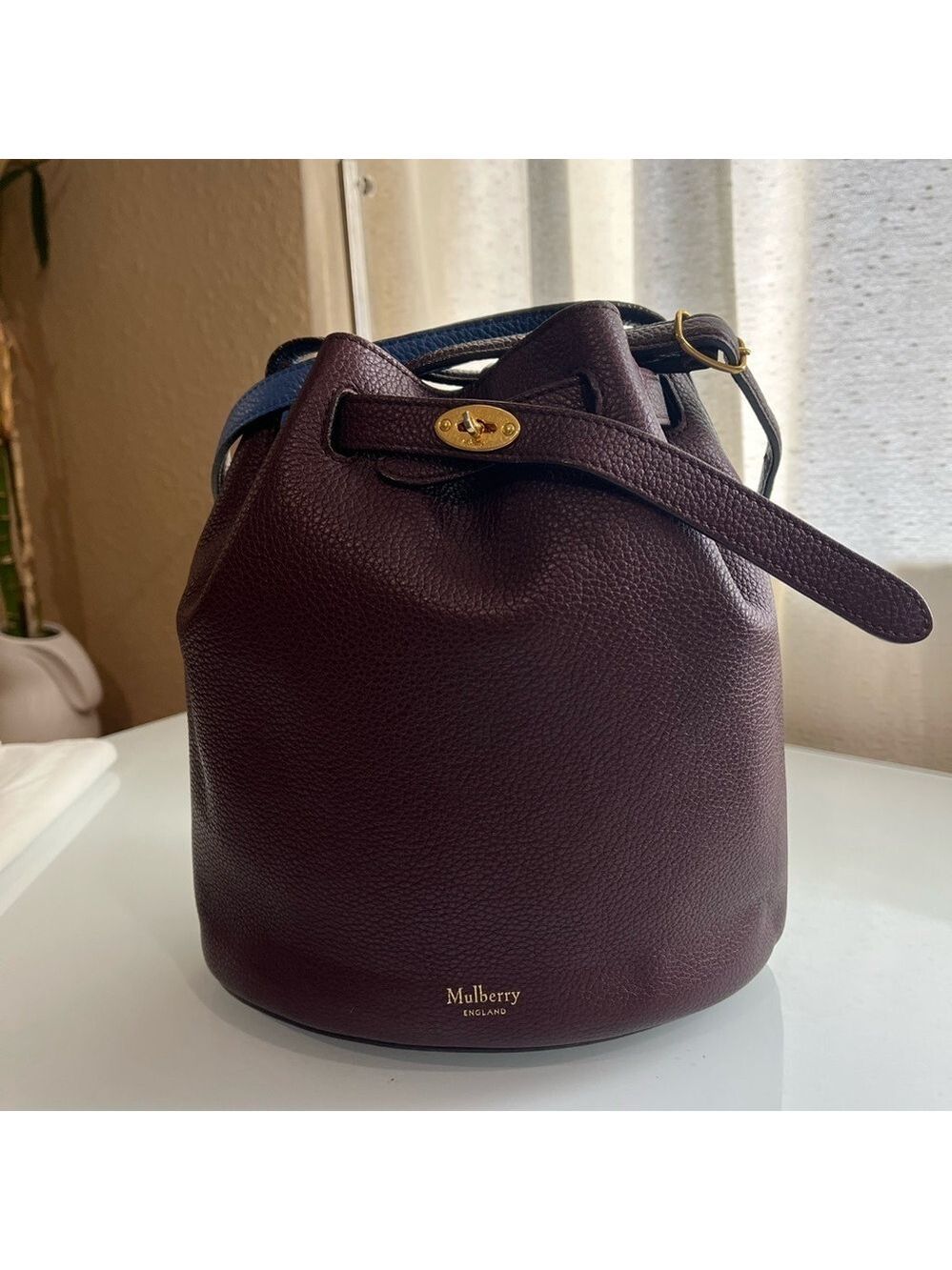 MULBERRY ABBEY BUCKET SHOULDER BAG IN BURGUNDY - Picture 14 of 14